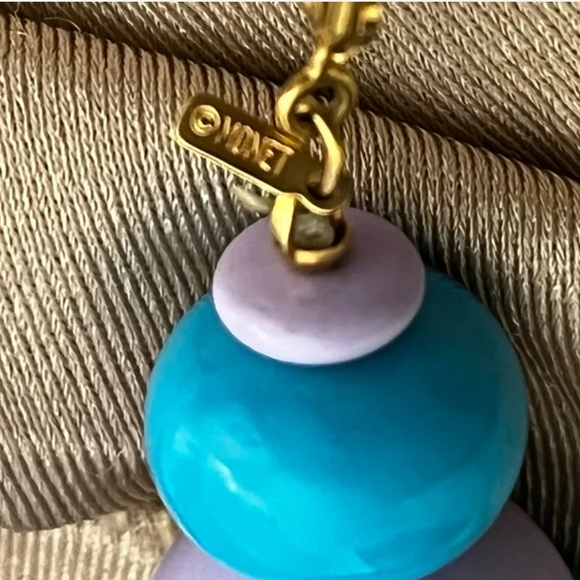 Vintage Chunky Monet Blue & Lavender Lucite Necklace EVC - Picture 2 of 8